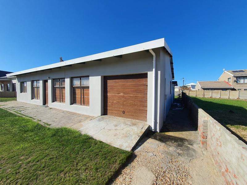 5 Bedroom Property for Sale in Gouritsmond Western Cape